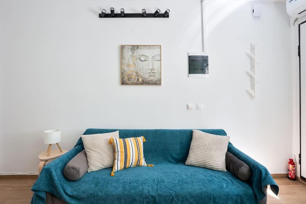 New City Studio In Салоники Экстерьер фото